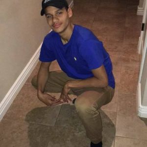 Meet your Posher, Elijah